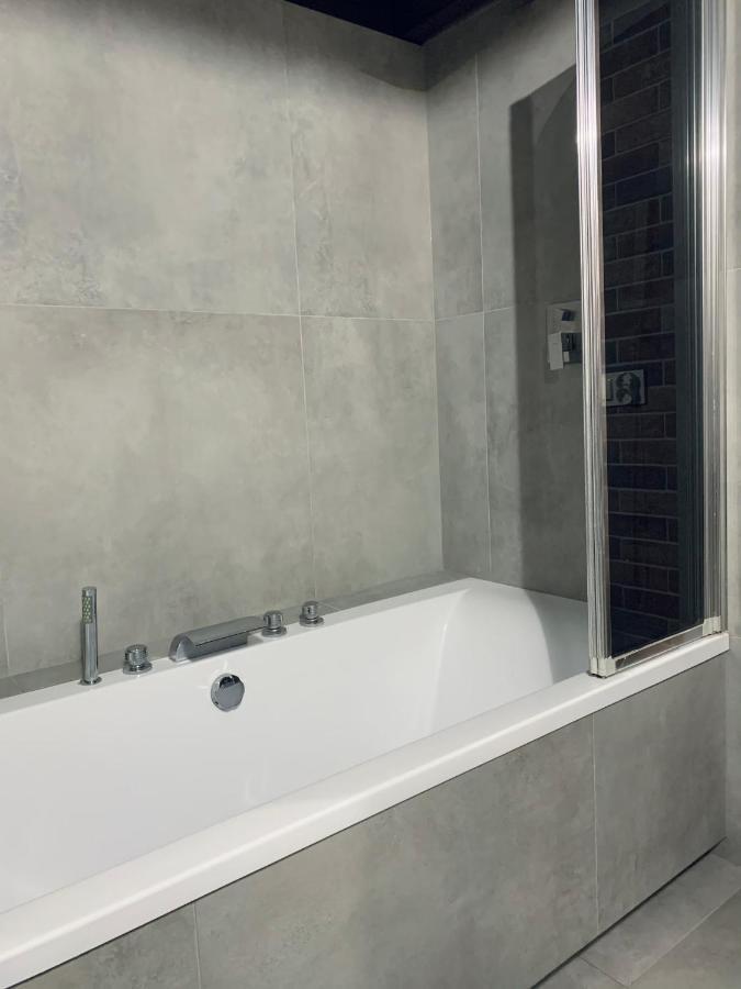 Loft De Girarda Apartment Zyrardow Luaran gambar
